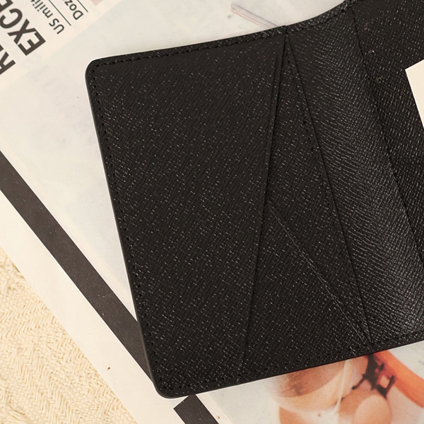 LVコピーウォレット角部分ディテール